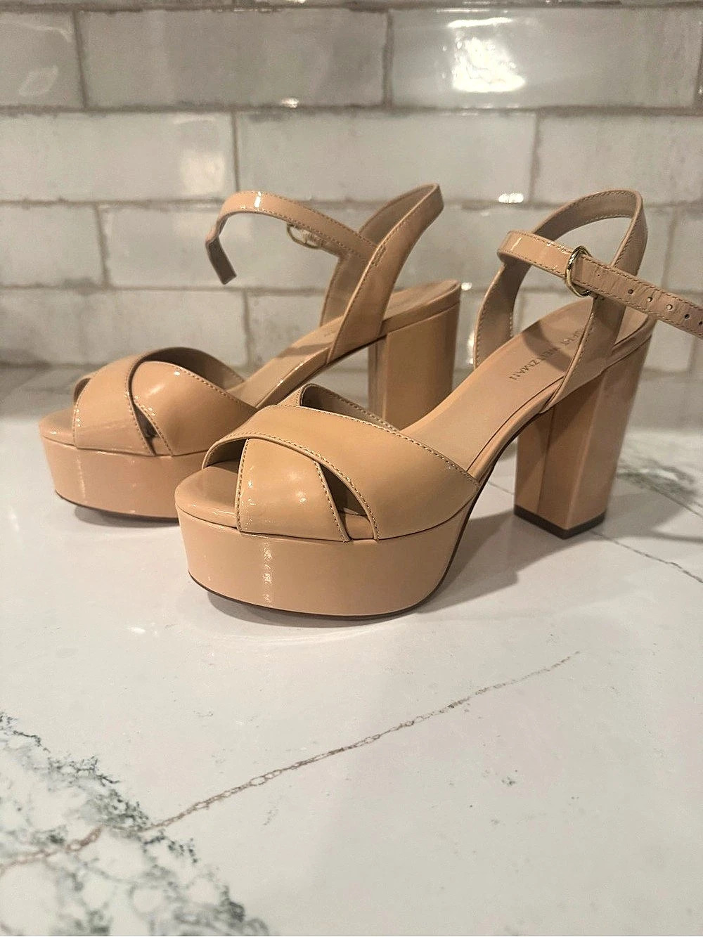 Stuart Weitzman Platform Sandal Nude patent leather Heels